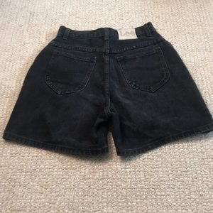 VTG Lee high waist size 6 jean black cotton shorts